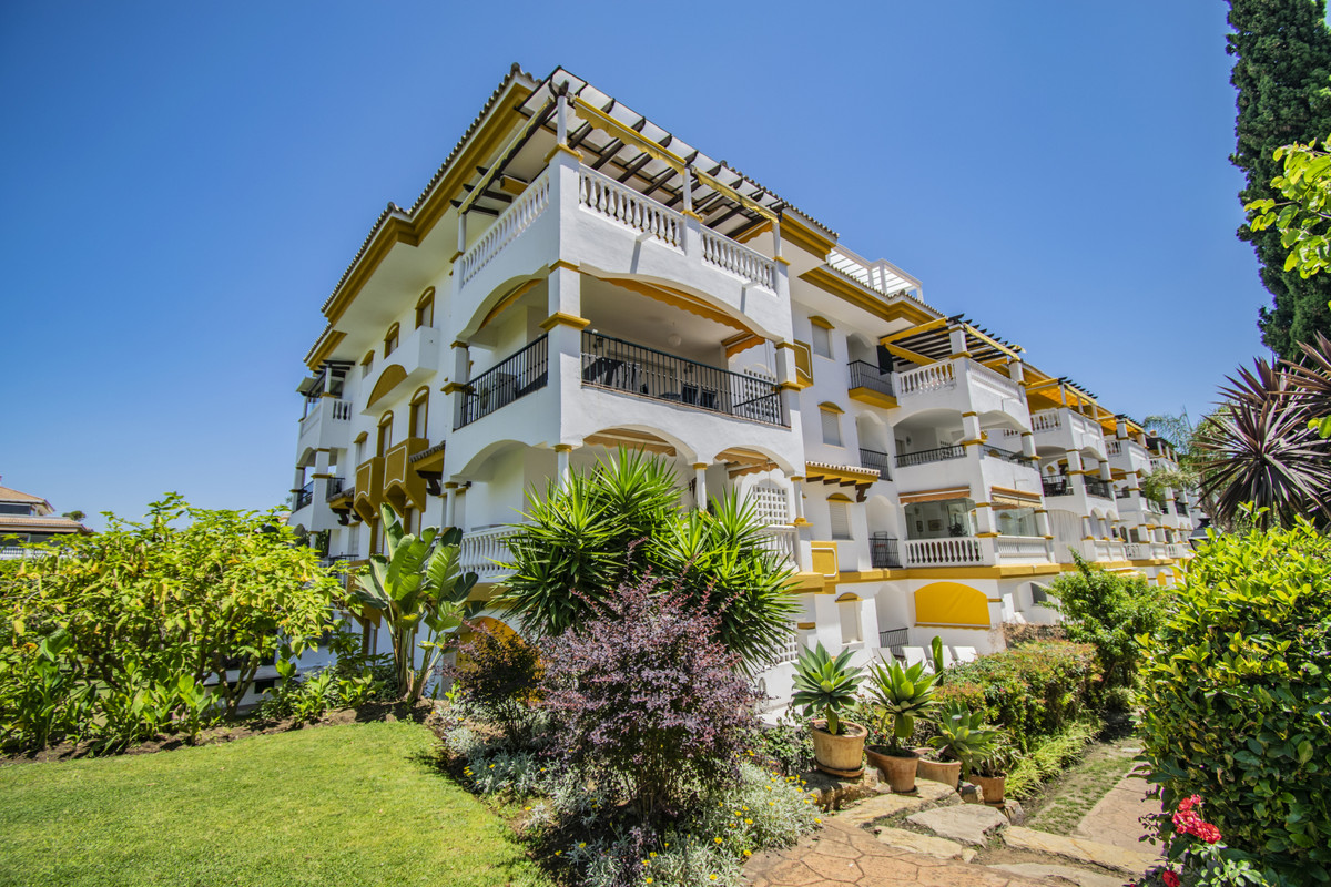 Appartement te koop in Nueva Andalucía | 2 slaapkamers H5461732