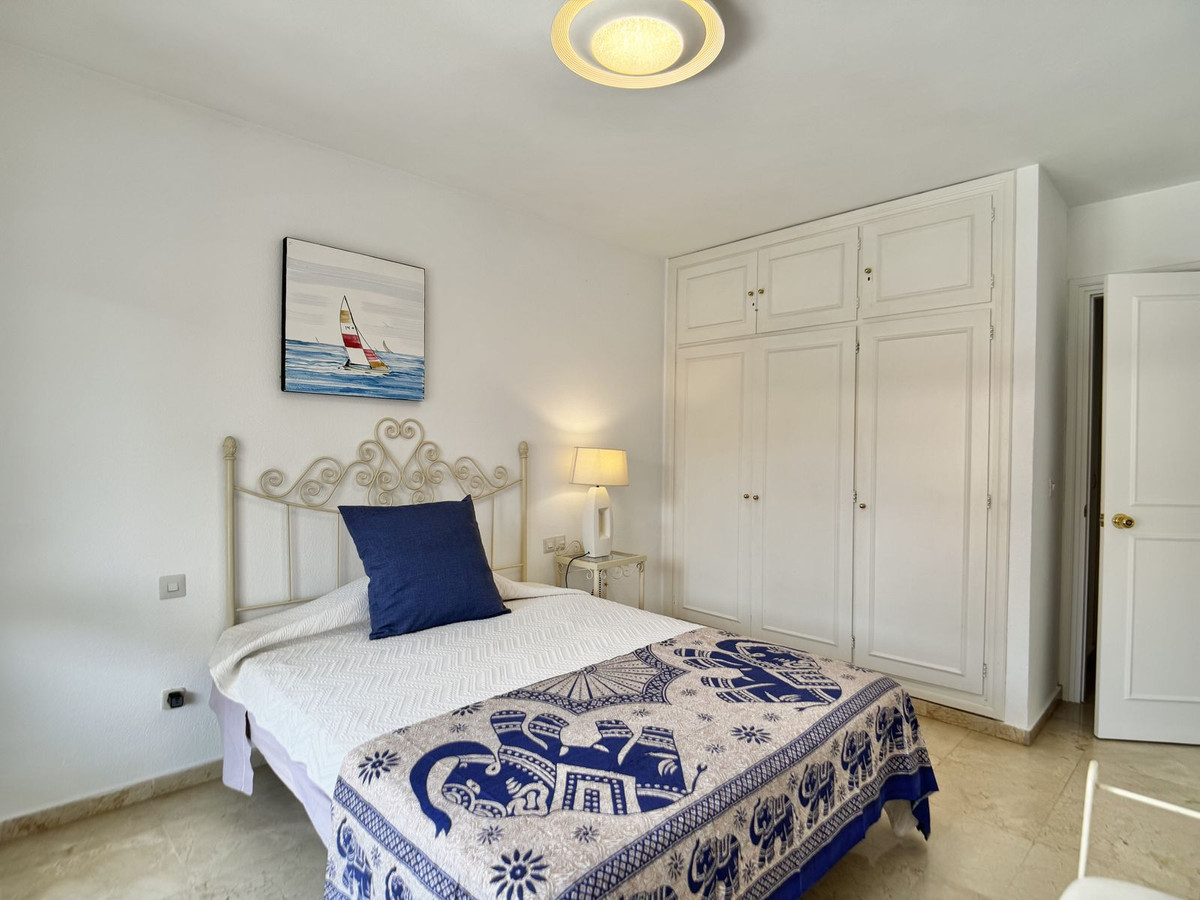 Appartement te koop in Nueva Andalucía | 2 slaapkamers H5461912