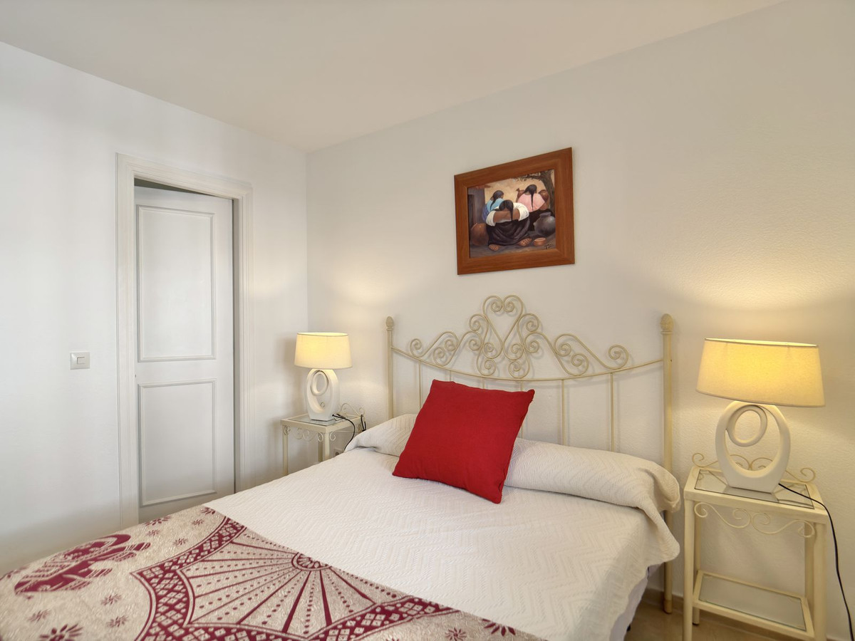 Appartement te koop in Nueva Andalucía | 2 slaapkamers H5461912