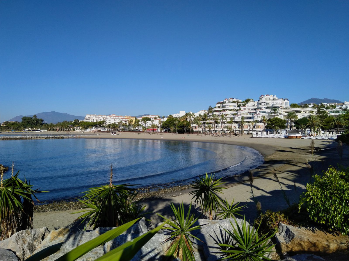 Appartement te koop in Nueva Andalucía | 2 slaapkamers H5461912