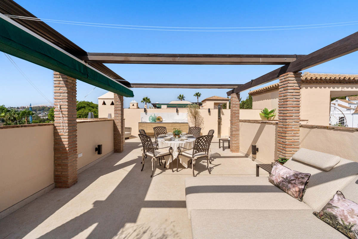 Appartement te koop in Nueva Andalucía | 3 slaapkamers H5465560