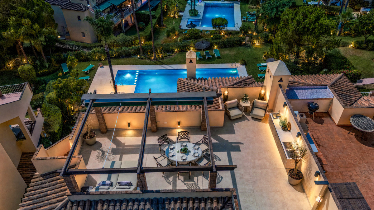Appartement te koop in Nueva Andalucía | 3 slaapkamers H5465560