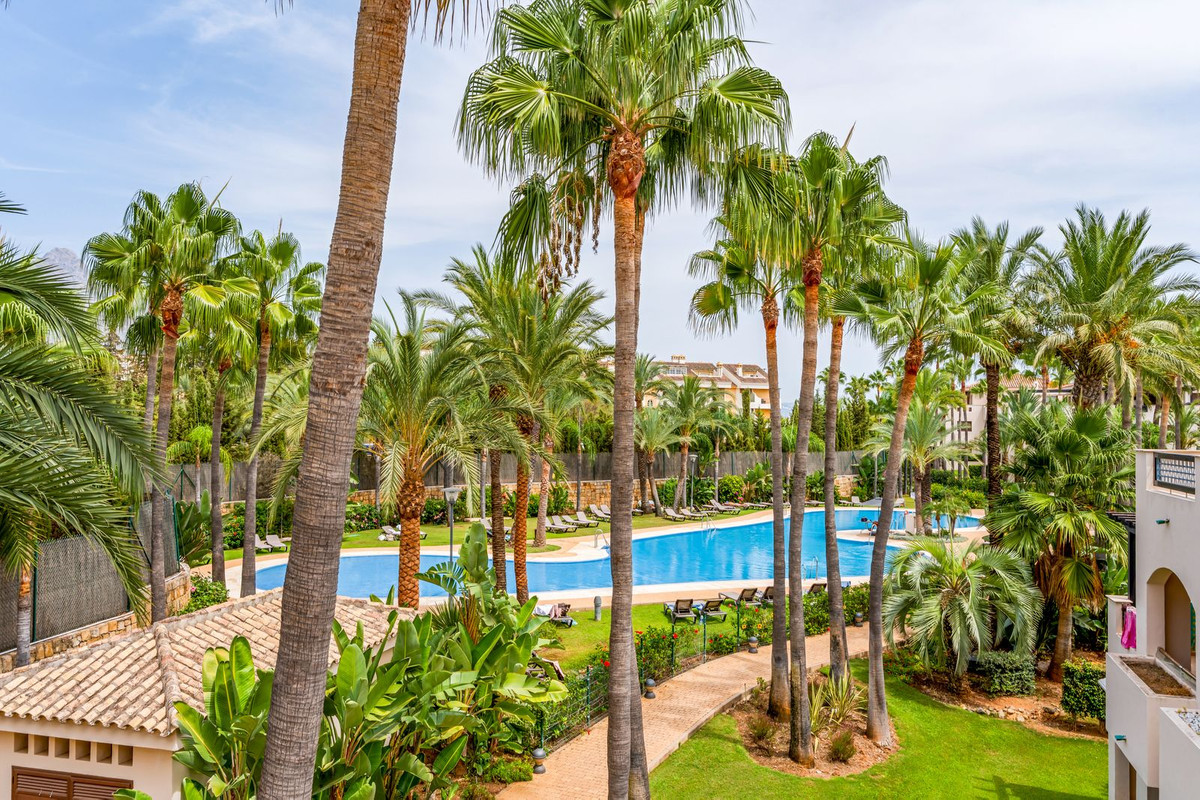 Appartement te koop in Nueva Andalucía | 2 slaapkamers H5467825