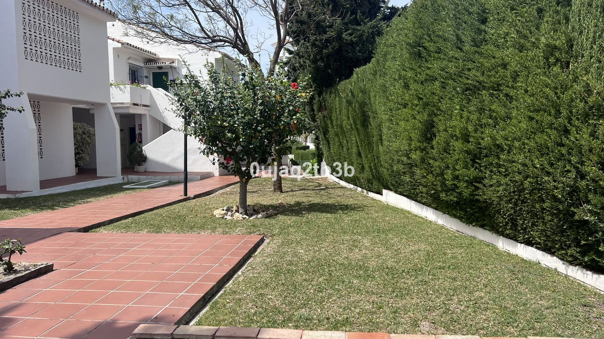 Appartement te koop in Nueva Andalucía | 2 slaapkamers H5468281