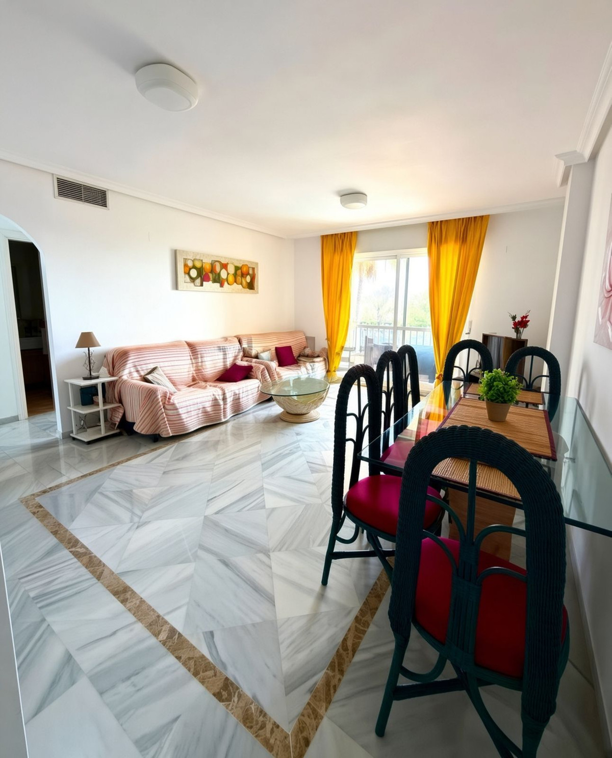 Appartement te koop in Nueva Andalucía | 2 slaapkamers H5468503