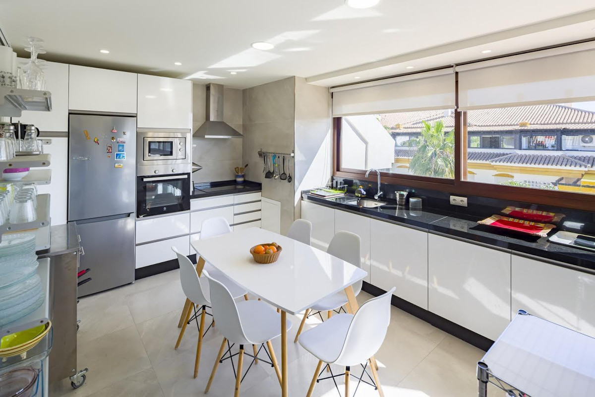 Huis te koop in Nueva Andalucía | 2 slaapkamers H5468647