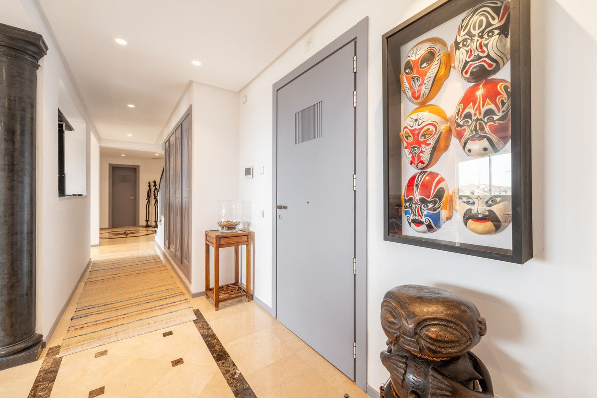 Appartement te koop in Nueva Andalucía | 5 slaapkamers H5470438