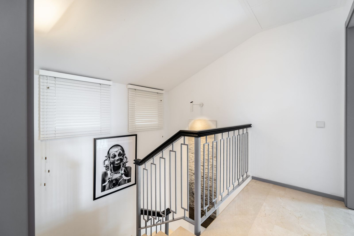 Appartement te koop in Nueva Andalucía | 5 slaapkamers H5470438