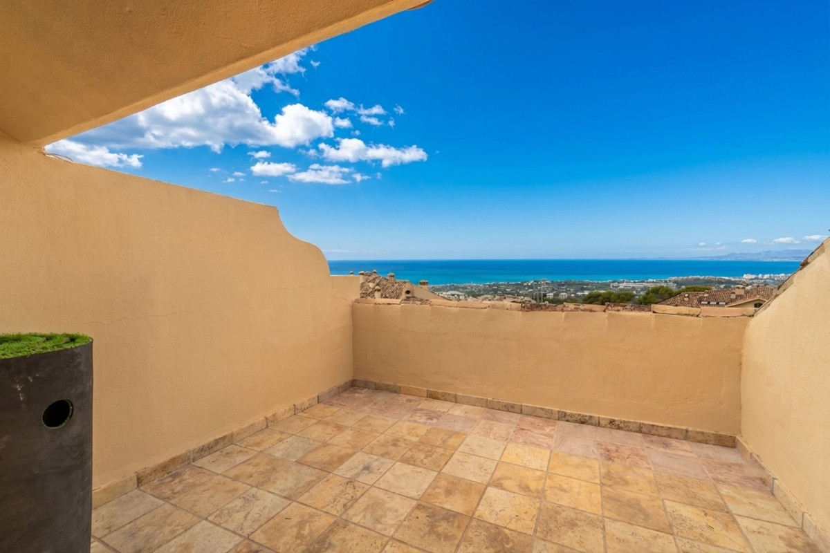 Appartement te koop in Nueva Andalucía | 5 slaapkamers H5470438