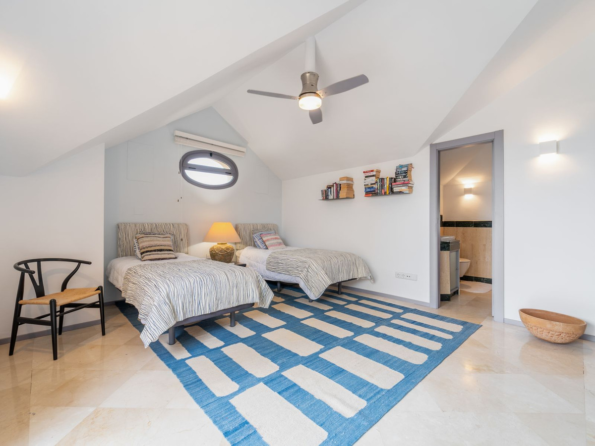 Appartement te koop in Nueva Andalucía | 5 slaapkamers H5470438