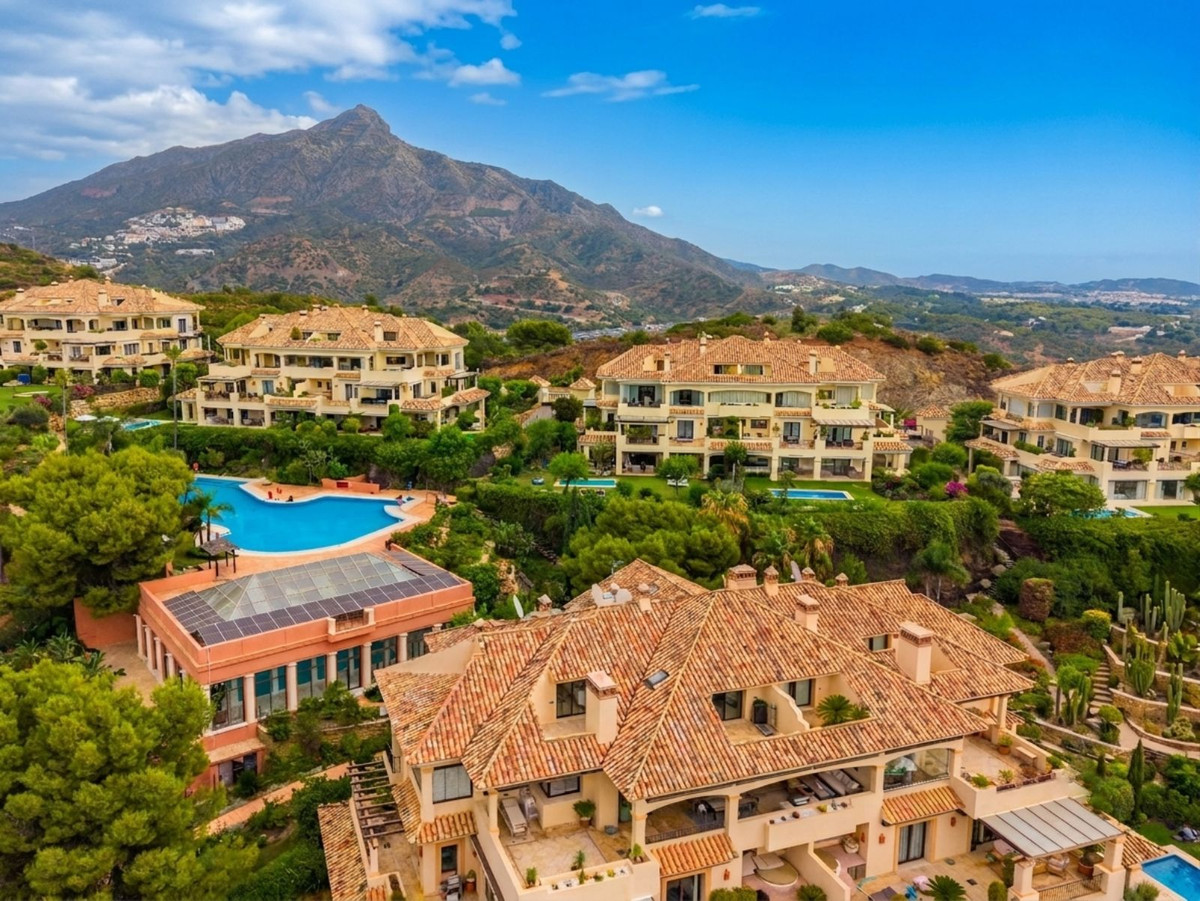 Appartement te koop in Nueva Andalucía | 5 slaapkamers H5470438