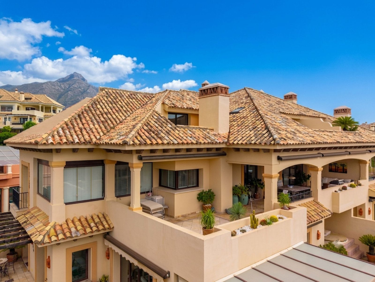 Appartement te koop in Nueva Andalucía | 5 slaapkamers H5470438