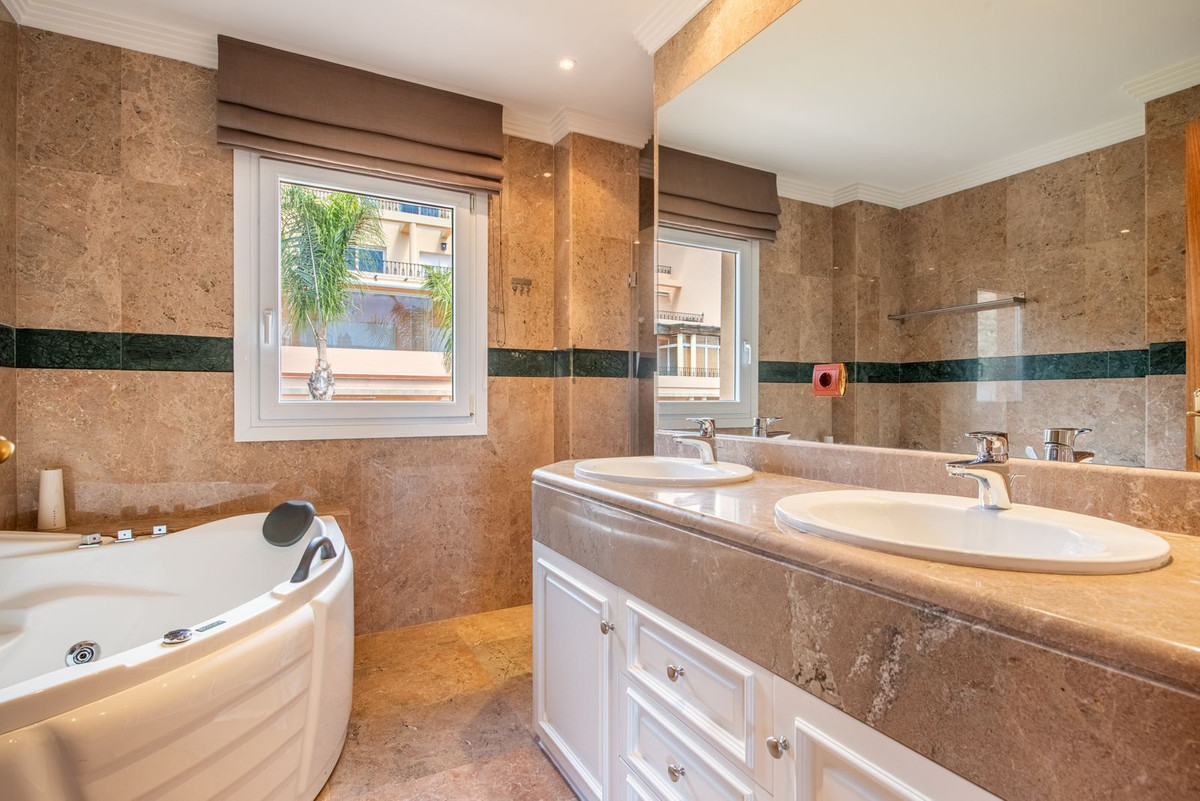 Property main view 16