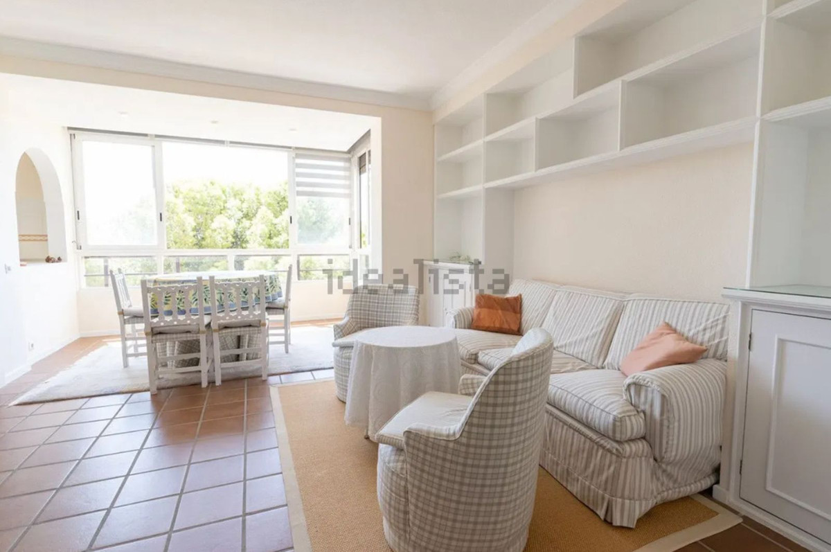 Appartement te koop in Nueva Andalucía | 2 slaapkamers H5471335