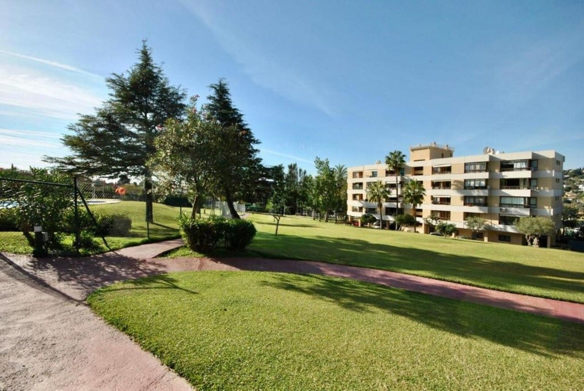 Appartement te koop in Nueva Andalucía | 2 slaapkamers H5471335