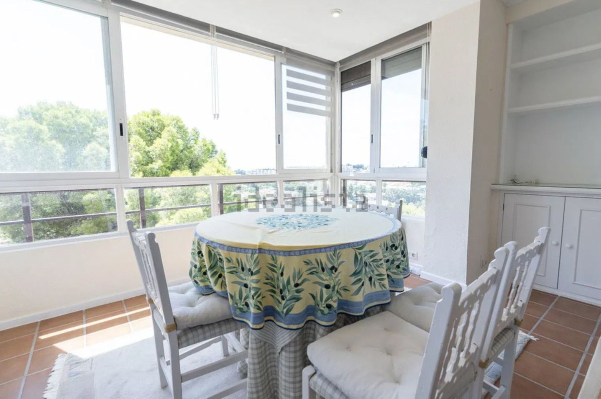 Appartement te koop in Nueva Andalucía | 2 slaapkamers H5471335