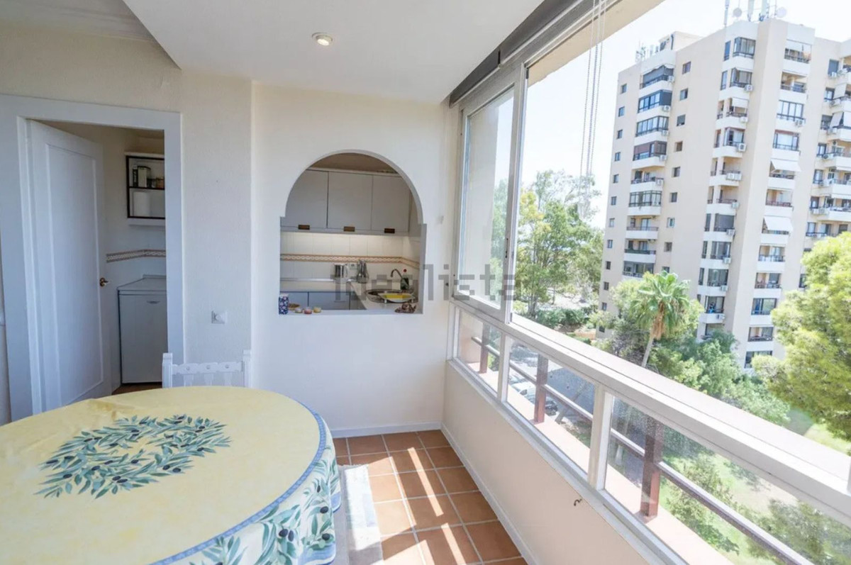 Appartement te koop in Nueva Andalucía | 2 slaapkamers H5471335