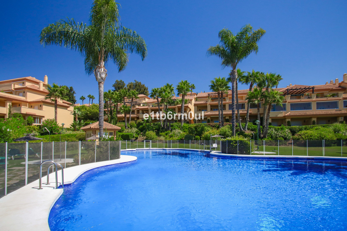 Huis te koop in Nueva Andalucía | 3 slaapkamers H5471512