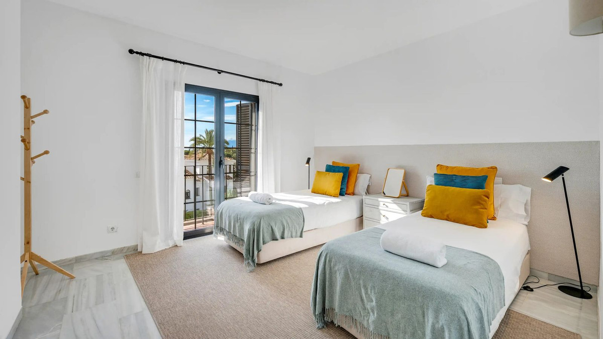 Appartement te koop in Nueva Andalucía | 3 slaapkamers H5472022