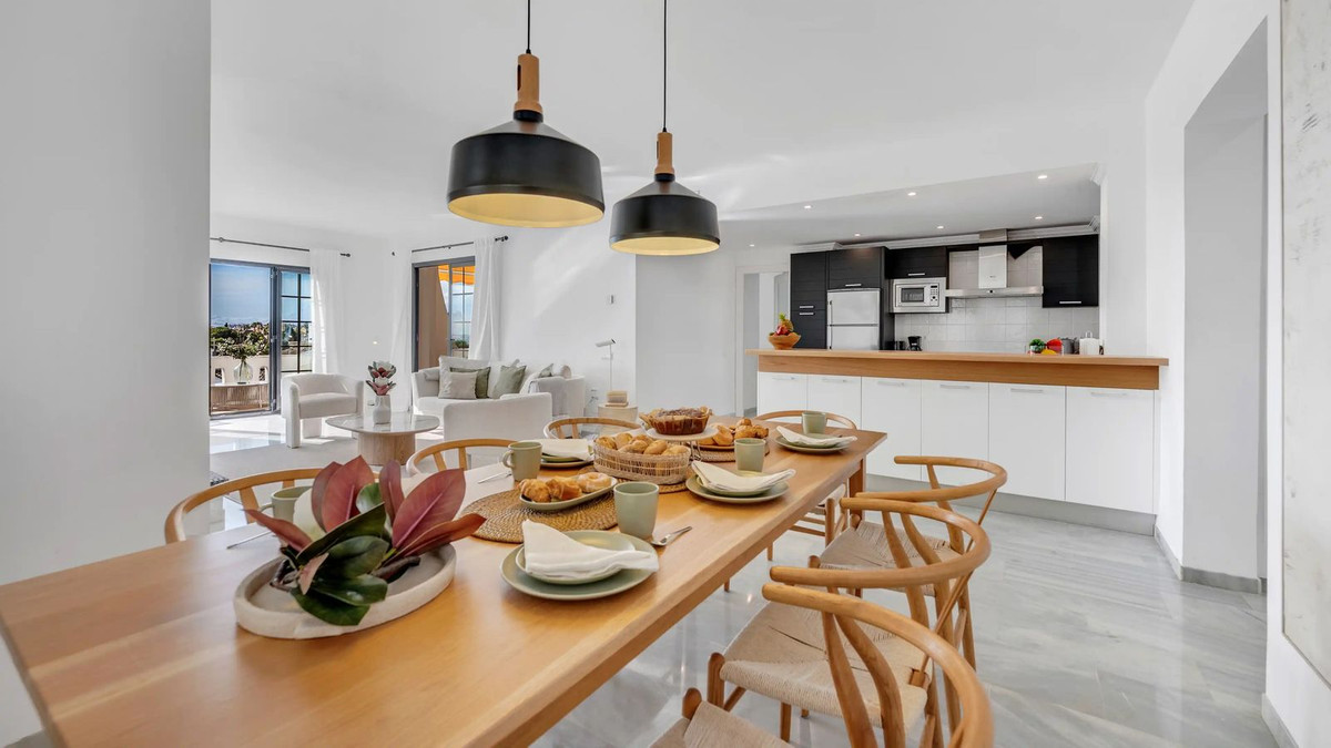 Appartement te koop in Nueva Andalucía | 3 slaapkamers H5472022