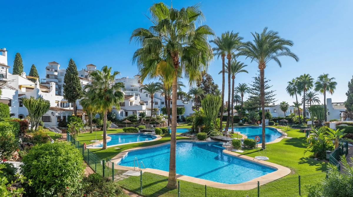 Appartement te koop in Nueva Andalucía | 3 slaapkamers H5472022