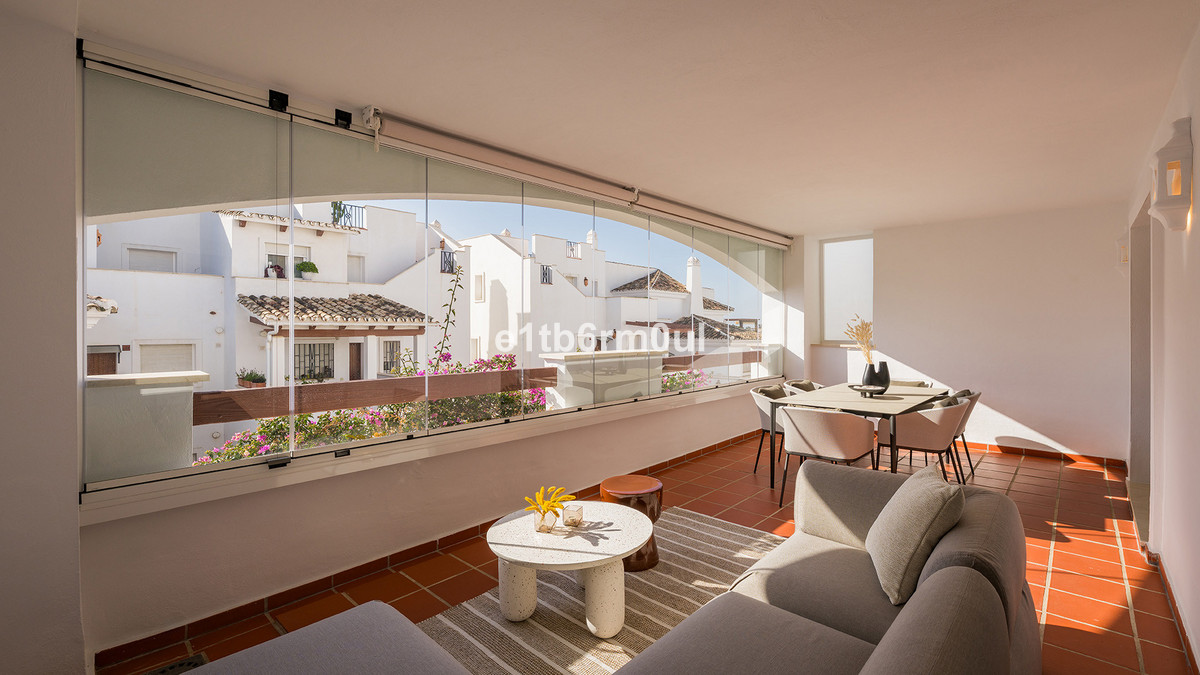 Appartement te koop in Nueva Andalucía | 2 slaapkamers H5472628
