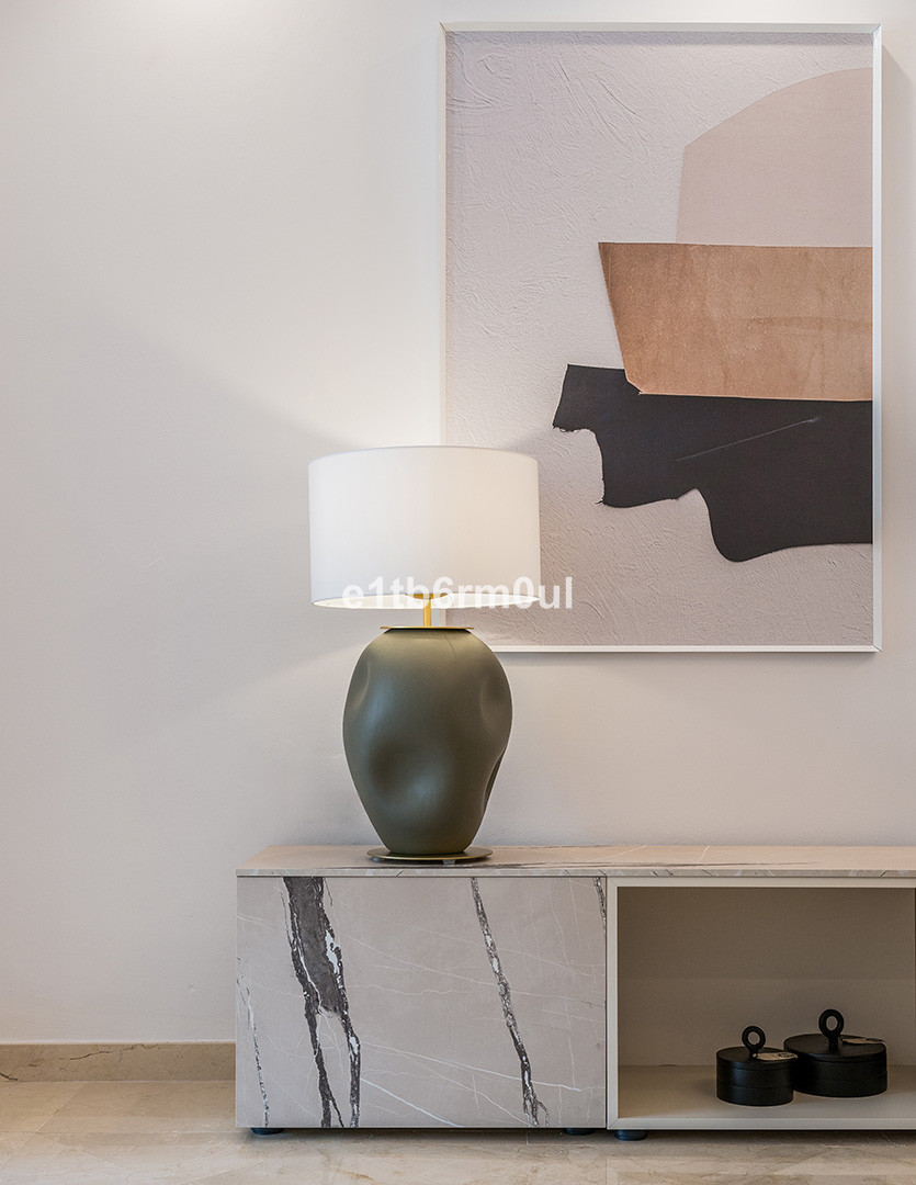 Appartement te koop in Nueva Andalucía | 2 slaapkamers H5472628