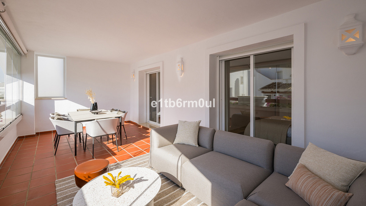 Appartement te koop in Nueva Andalucía | 2 slaapkamers H5472628