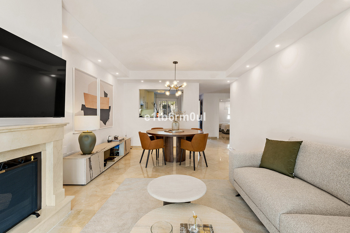 Appartement te koop in Nueva Andalucía | 2 slaapkamers H5472628