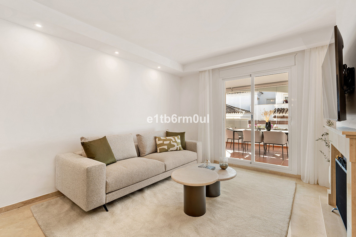 Appartement te koop in Nueva Andalucía | 2 slaapkamers H5472628