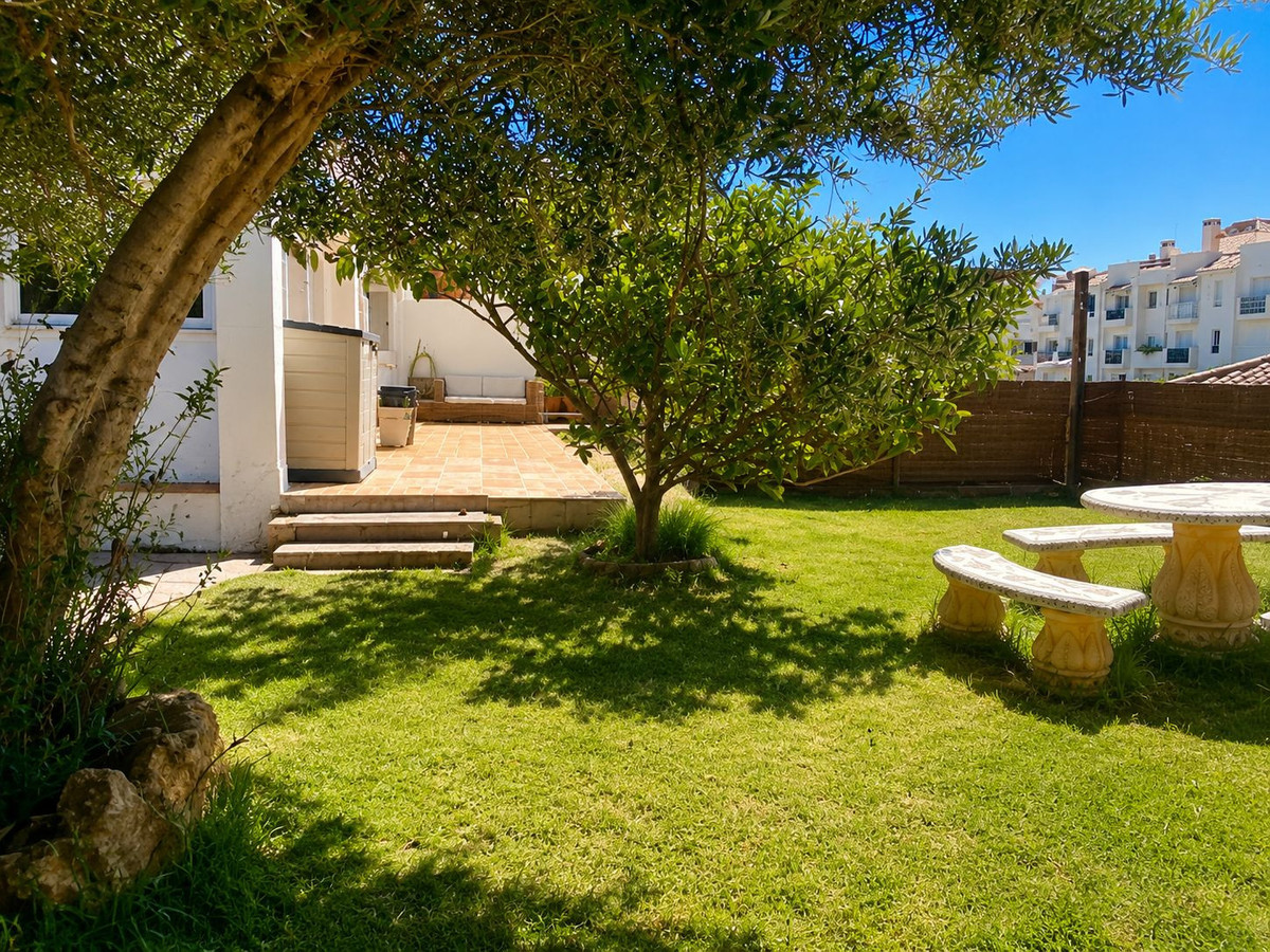 Appartement te koop in Nueva Andalucía | 2 slaapkamers H5472784