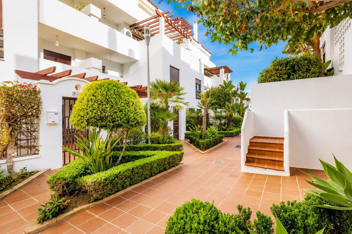 Appartement te koop in Nueva Andalucía | 3 slaapkamers H5473480