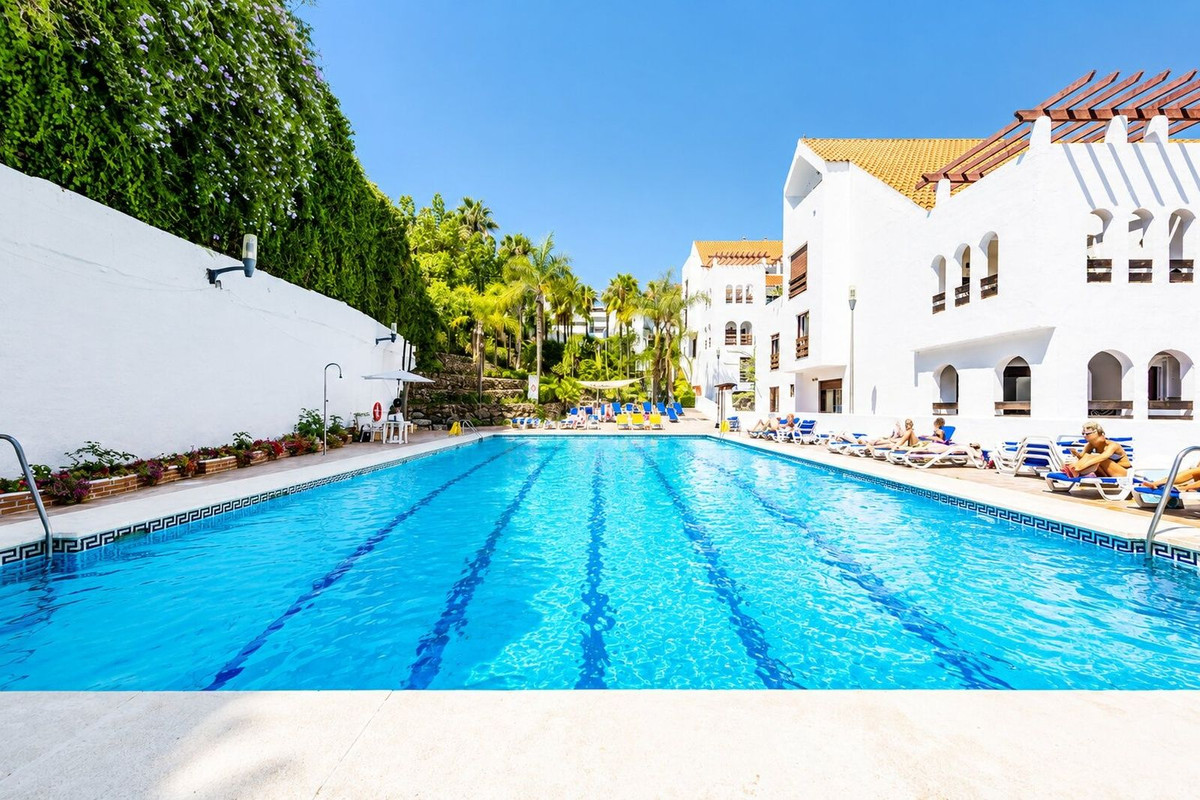 Appartement te koop in Nueva Andalucía | 3 slaapkamers H5473480