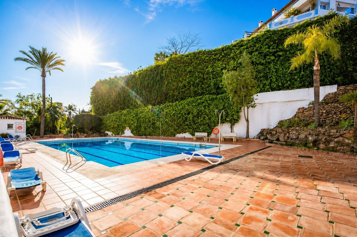 Appartement te koop in Nueva Andalucía | 3 slaapkamers H5473480