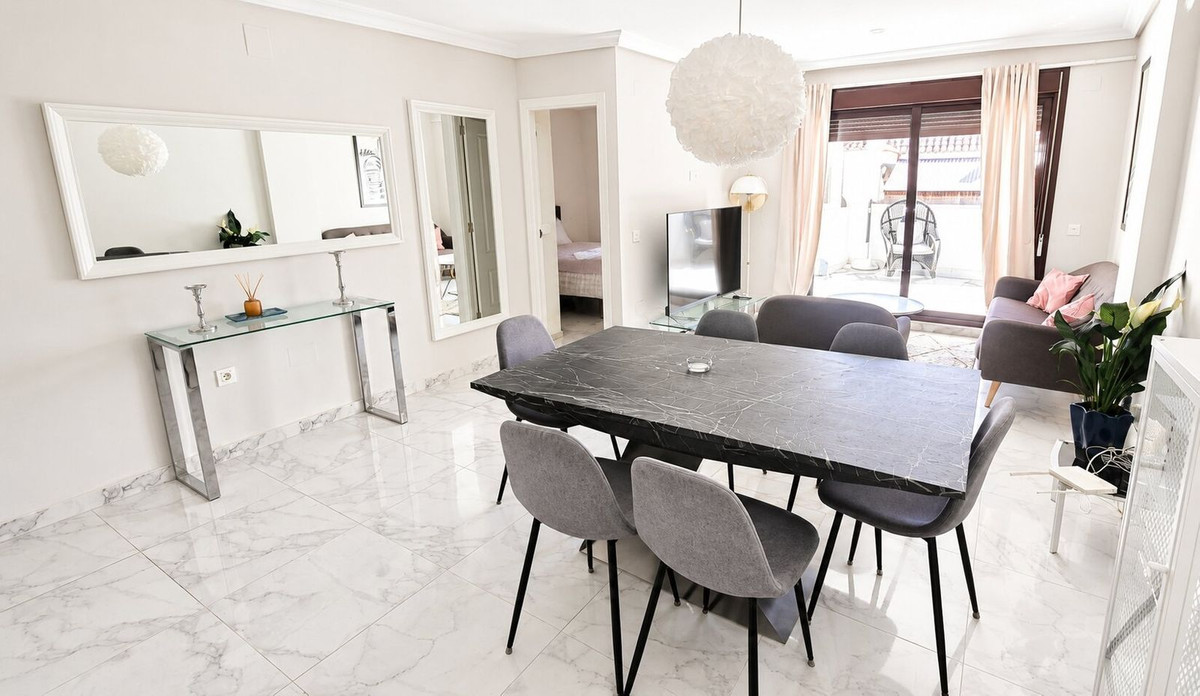 Appartement te koop in Nueva Andalucía | 3 slaapkamers H5473480