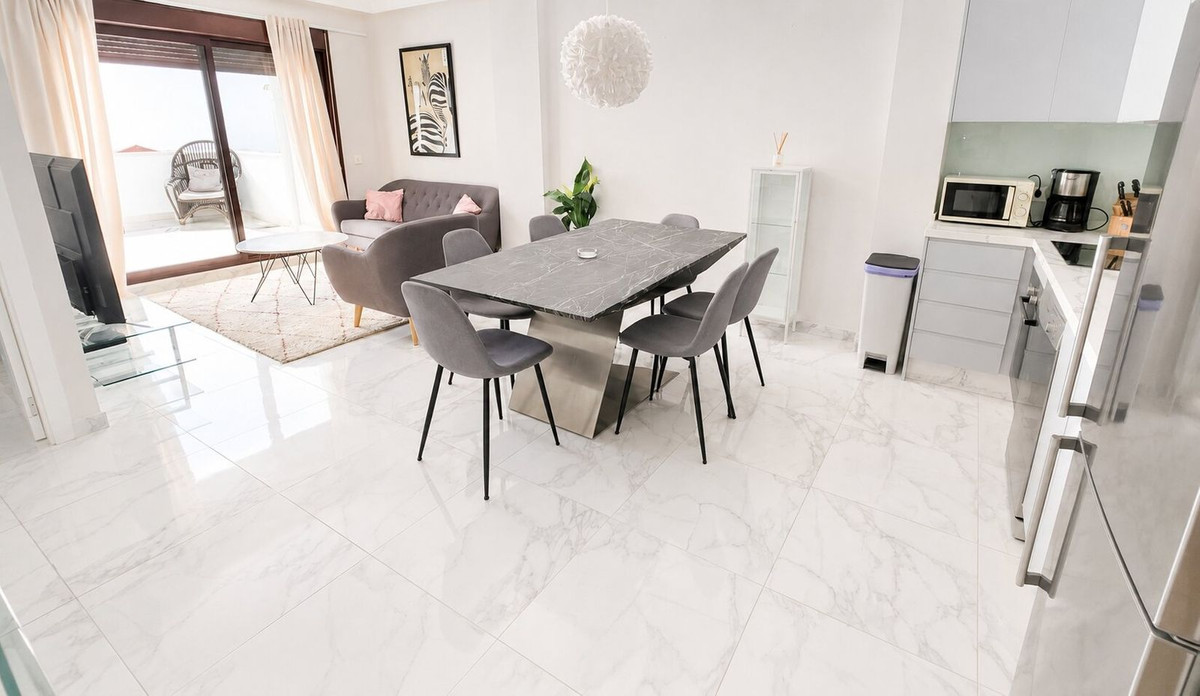 Appartement te koop in Nueva Andalucía | 3 slaapkamers H5473480