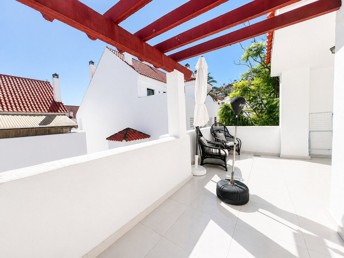Appartement te koop in Nueva Andalucía | 3 slaapkamers H5473480