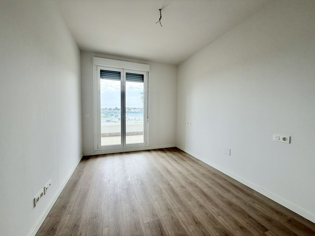 Appartement te koop in Nueva Andalucía | 3 slaapkamers H5474782
