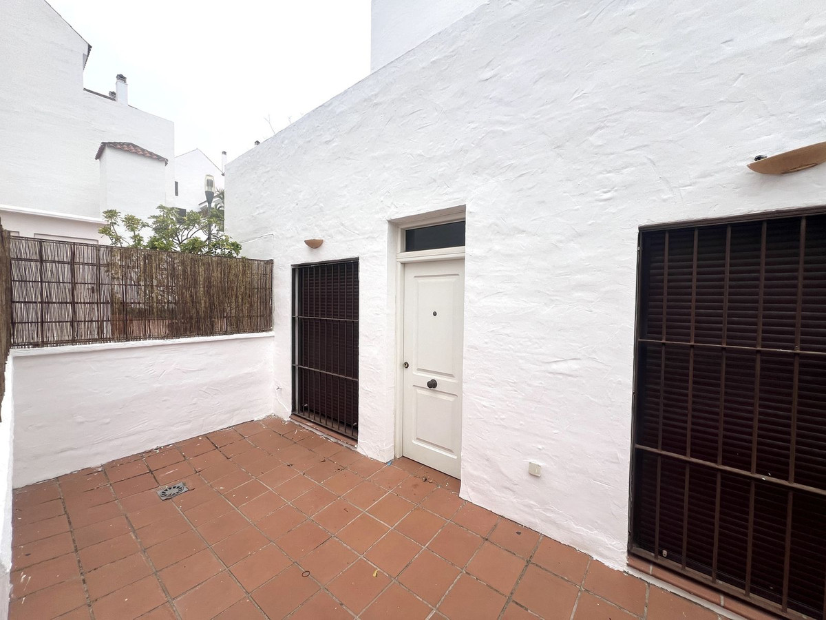 Appartement te koop in Nueva Andalucía | 3 slaapkamers H5477275
