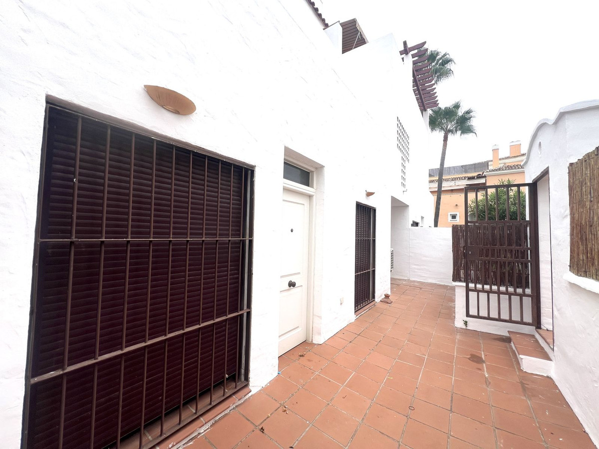 Appartement te koop in Nueva Andalucía | 3 slaapkamers H5477275