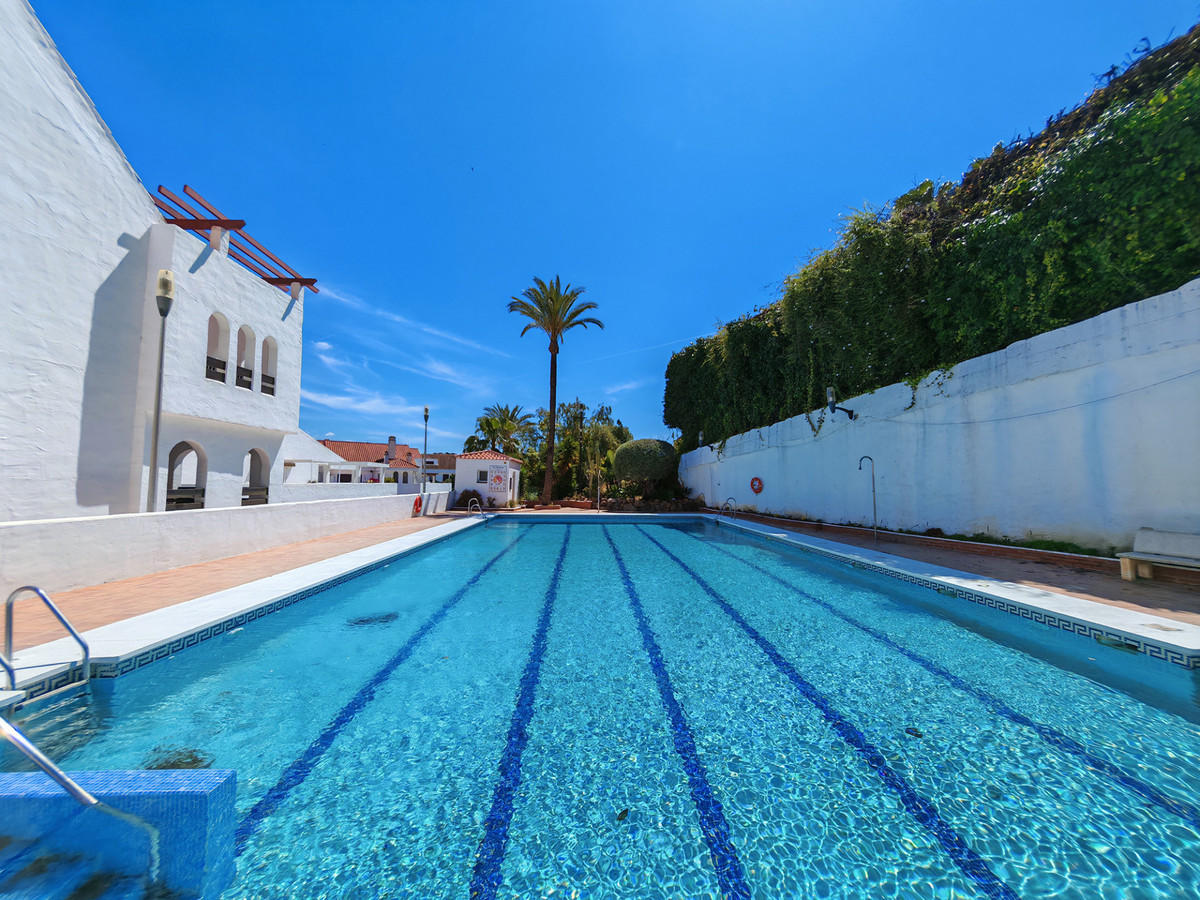 Appartement te koop in Nueva Andalucía | 2 slaapkamers H5480959