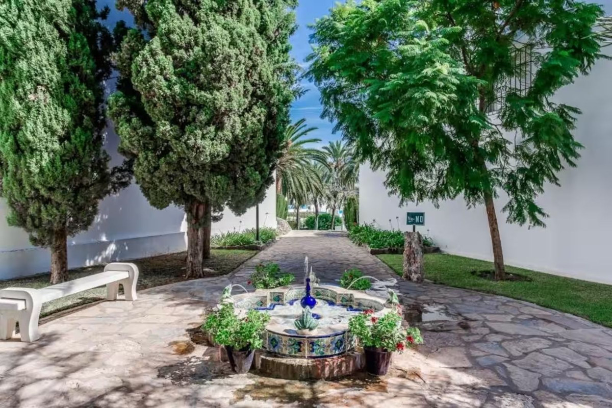 Appartement te koop in Nueva Andalucía | 2 slaapkamers H5482636