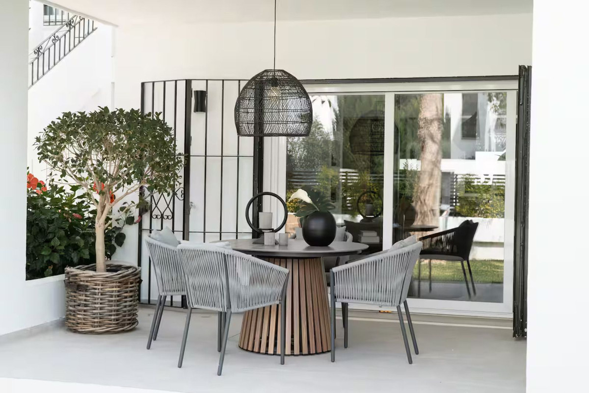 Appartement te koop in Nueva Andalucía | 2 slaapkamers H5482636