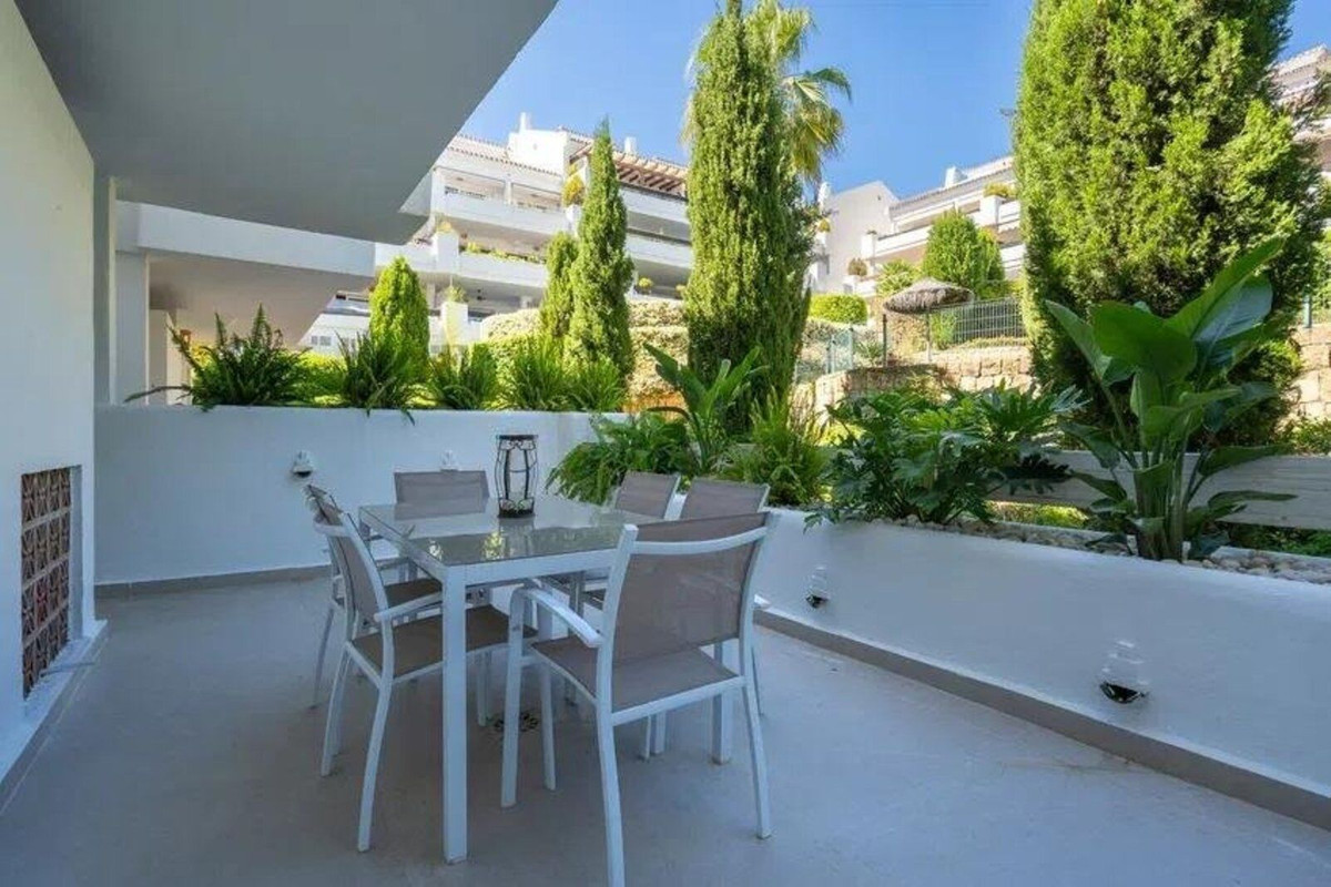 Appartement te koop in Nueva Andalucía | 2 slaapkamers H5483491