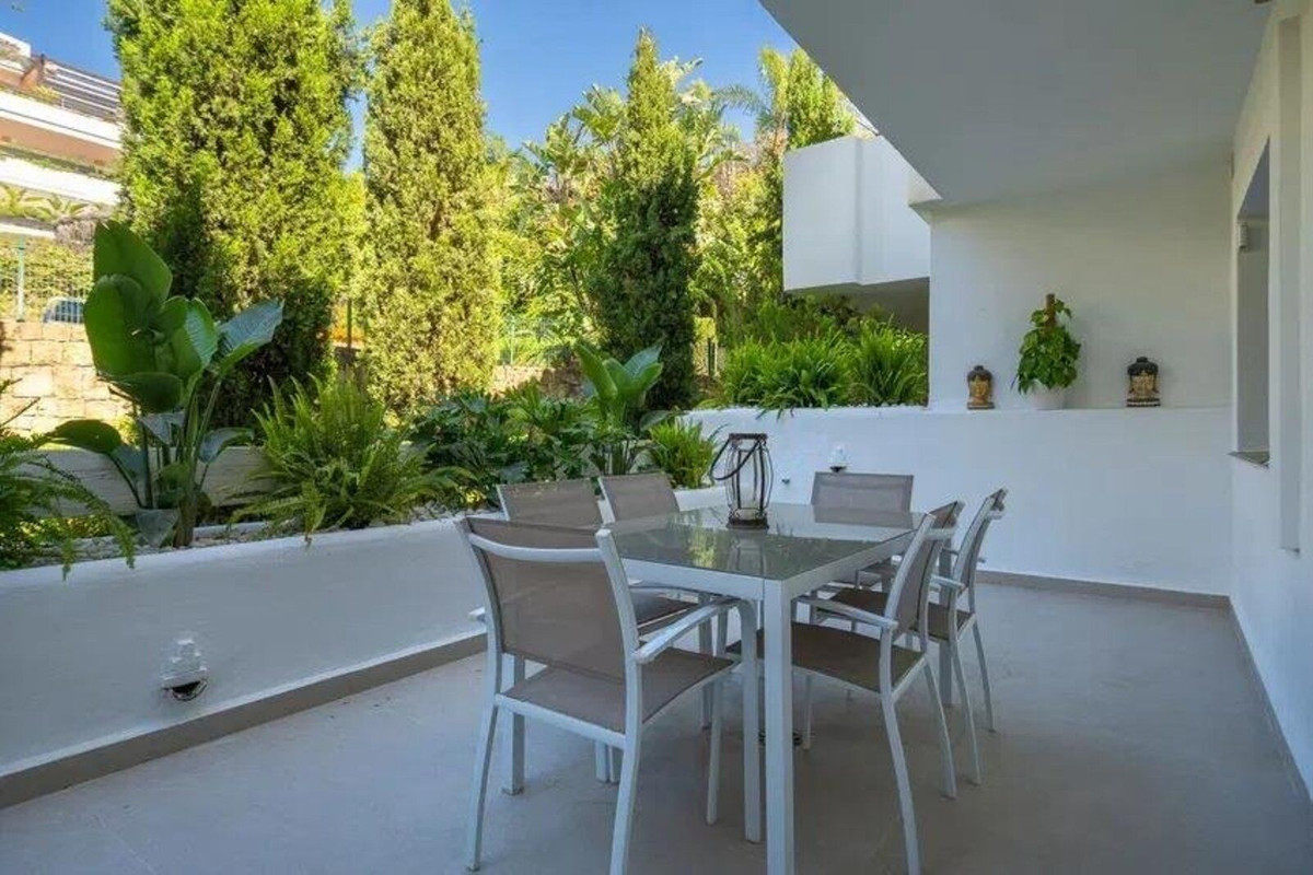 Appartement te koop in Nueva Andalucía | 2 slaapkamers H5483491