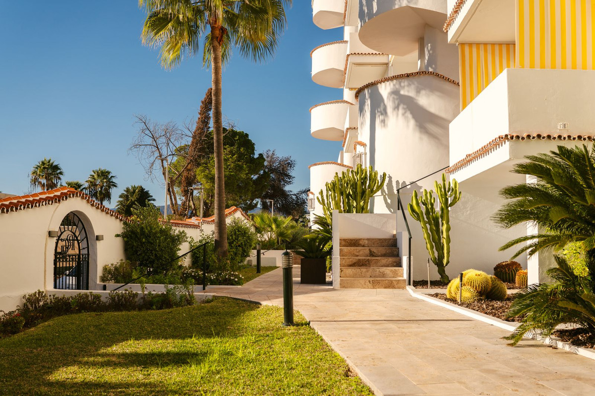 Appartement te koop in Nueva Andalucía | 2 slaapkamers H5484601
