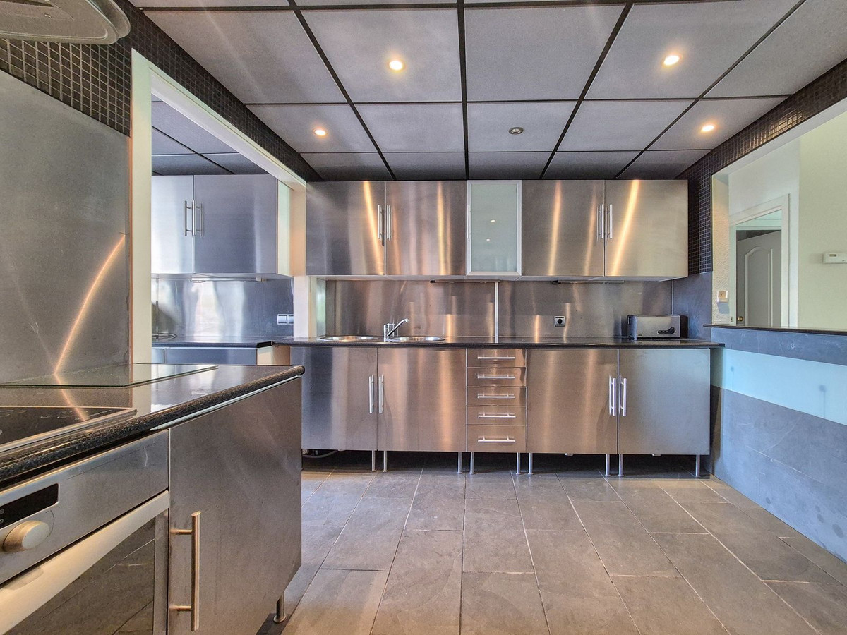 Appartement te koop in Nueva Andalucía | 2 slaapkamers H5484601