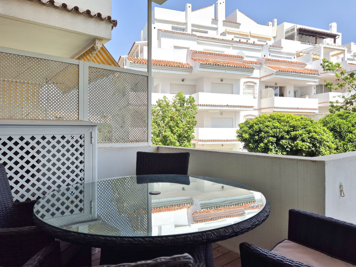 Appartement te koop in Nueva Andalucía | 2 slaapkamers H5484601