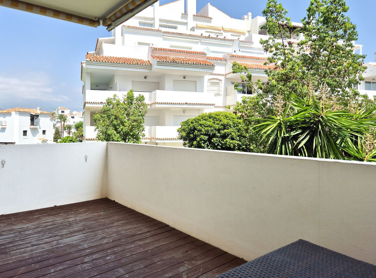 Appartement te koop in Nueva Andalucía | 2 slaapkamers H5484601