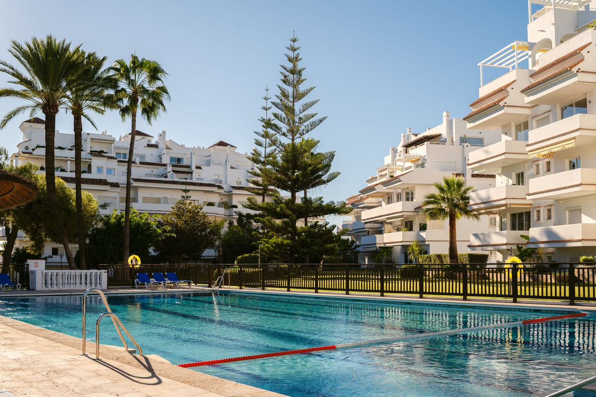 Appartement te koop in Nueva Andalucía | 2 slaapkamers H5484601